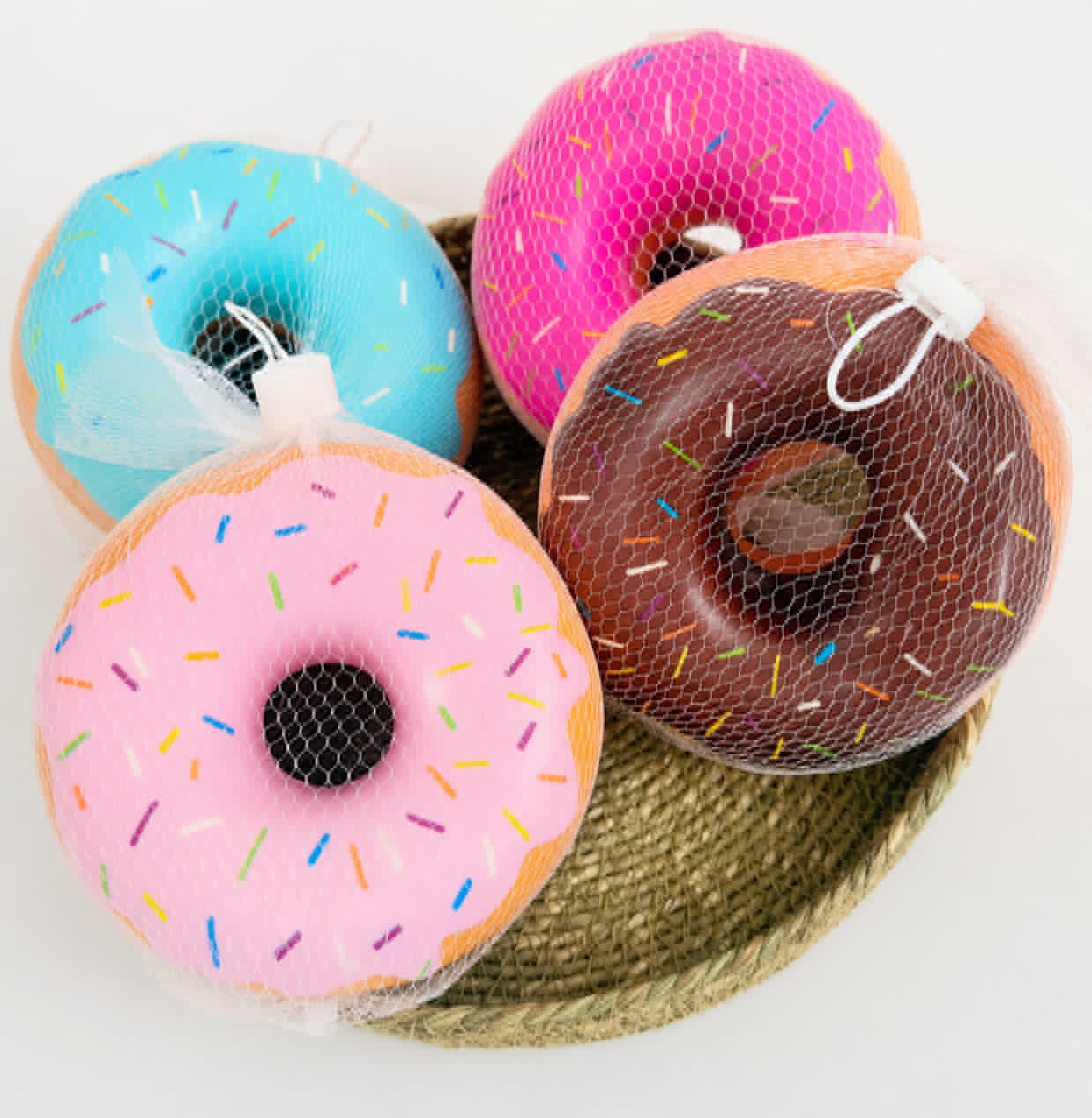 LARGE SQUISH SPRINKLE DONUTS